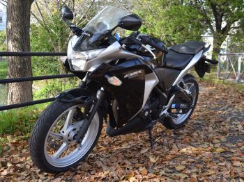 HONDA CBR250R