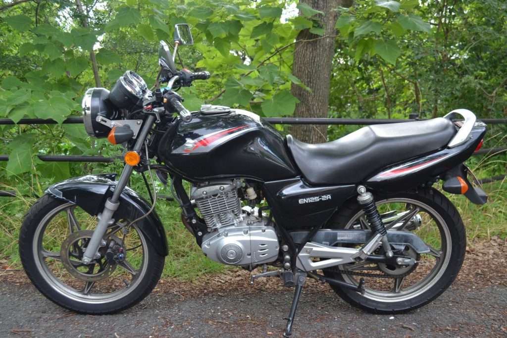 スズキ　EN125