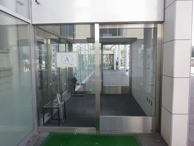 Aの建物の入り口