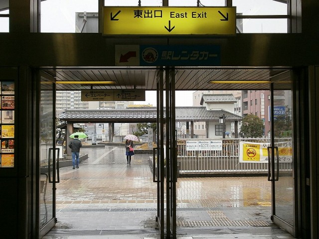 ＪＲ草津駅東出口