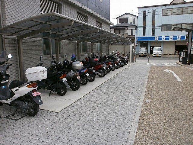 伏見区役所バイク置き場