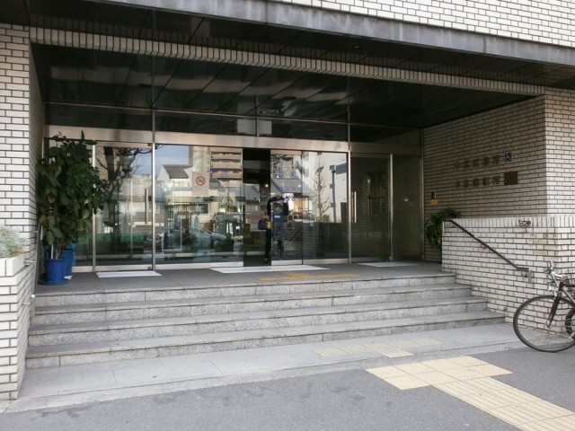中京区役所正面玄関