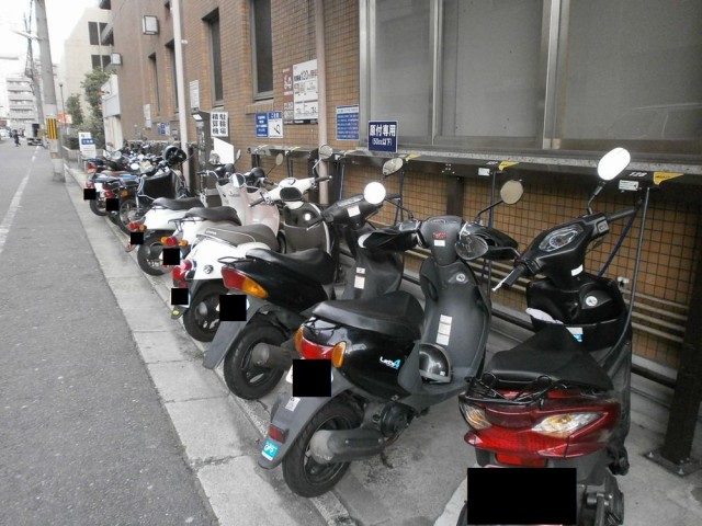 下京区役所バイク置き場
