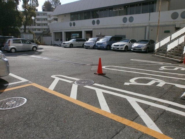 神戸市北区役所駐車場画像